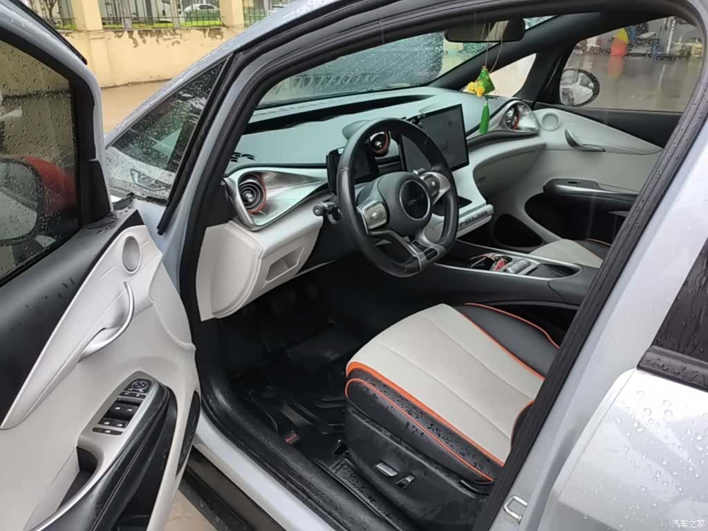 BYD Dolphin, 2022 12