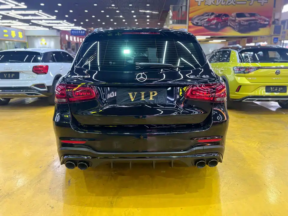 Mercedes-Benz GLC AMG