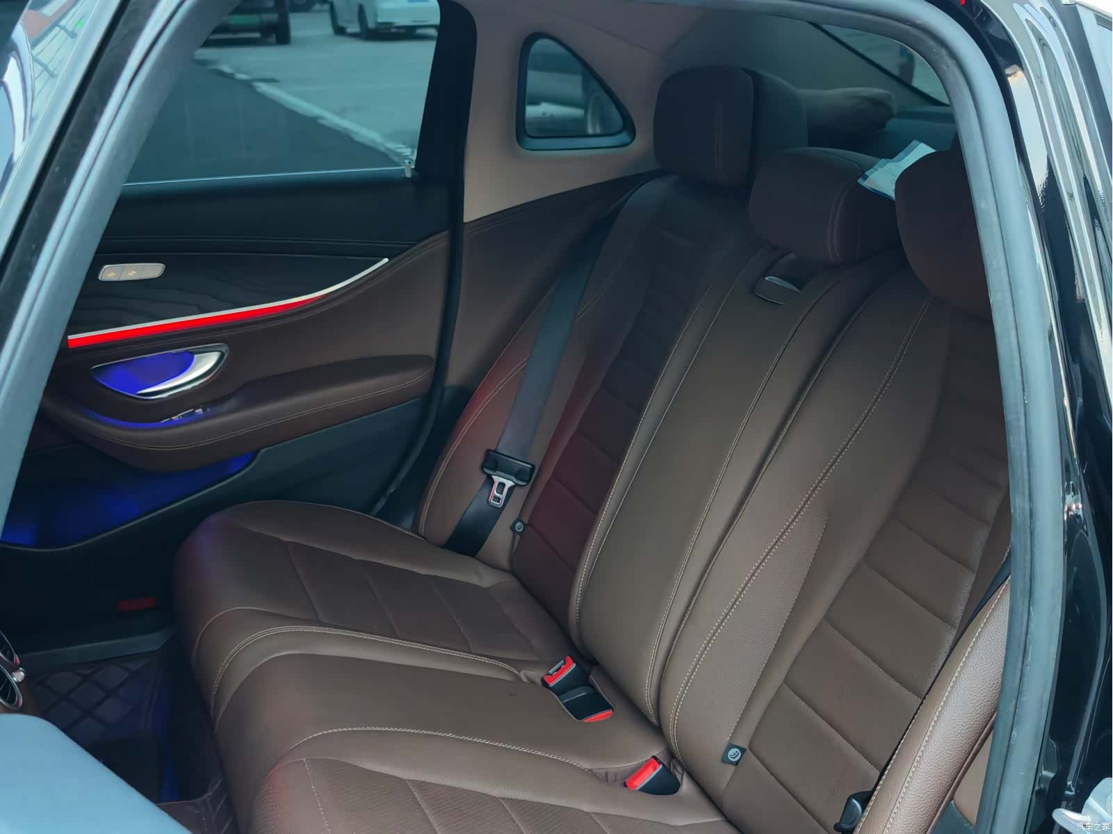 Mercedes-Benz E-Class, 2020 9