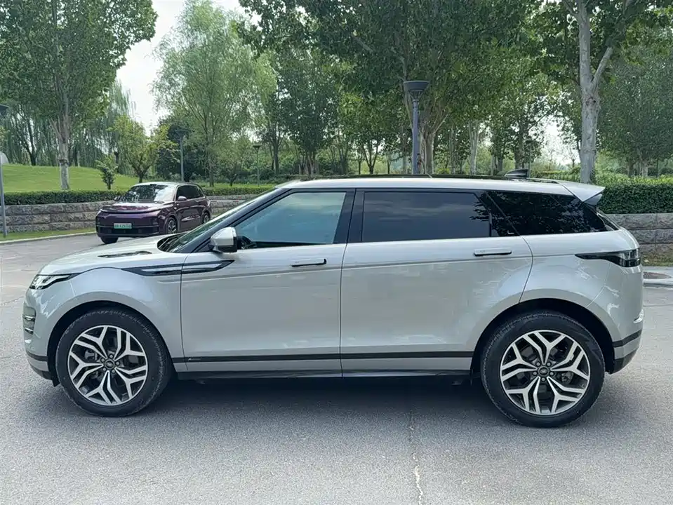 Land Rover Range Rover Aurora