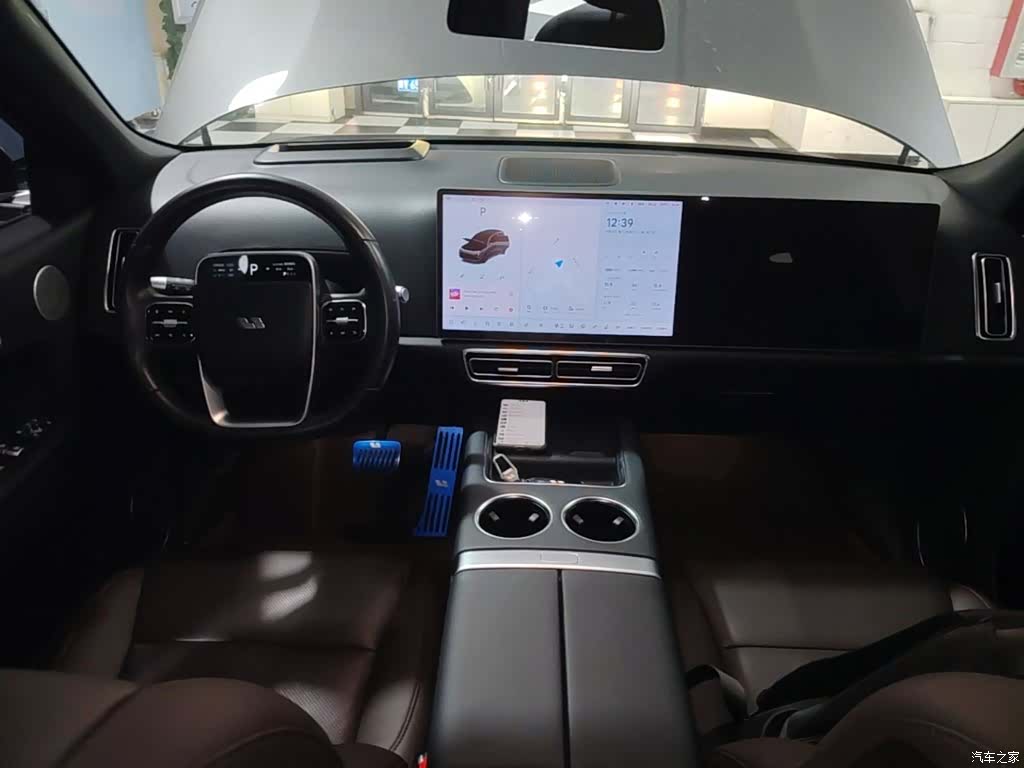 Li Auto L8, 2023 10