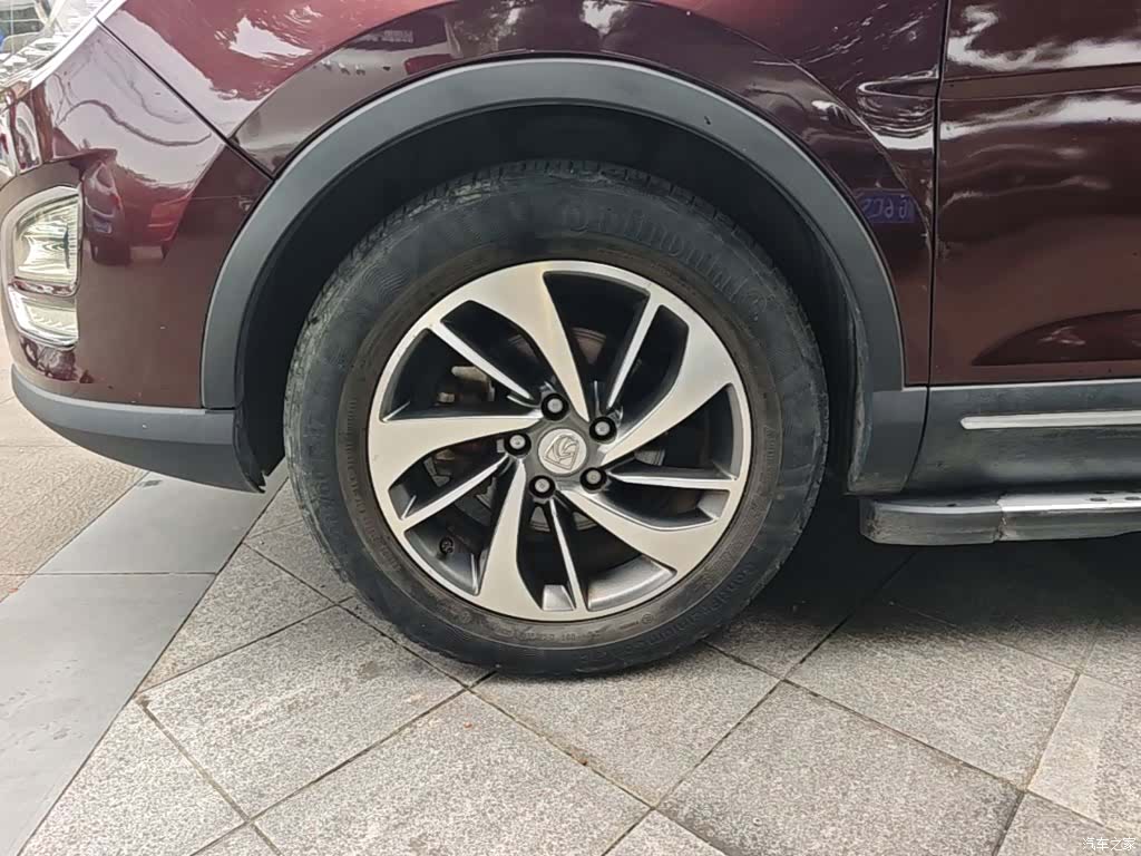 Wuling 560, 2015 23