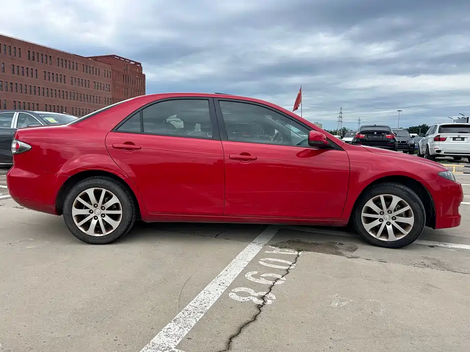 Mazda 6