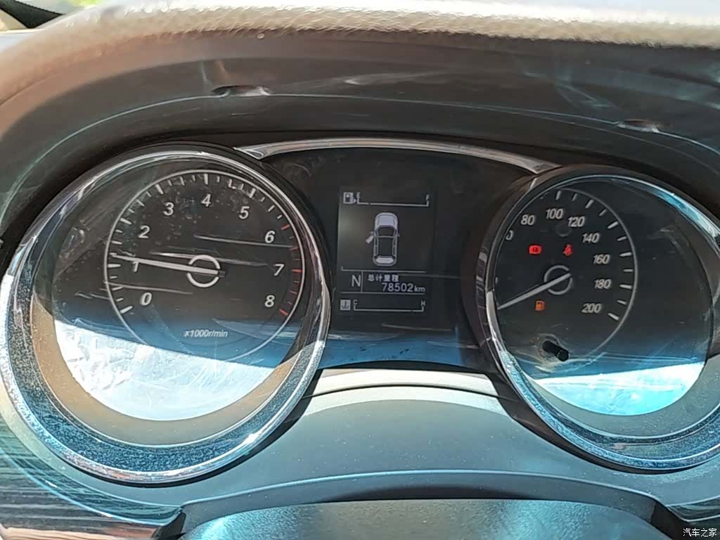 Wuling 730, 2017 12