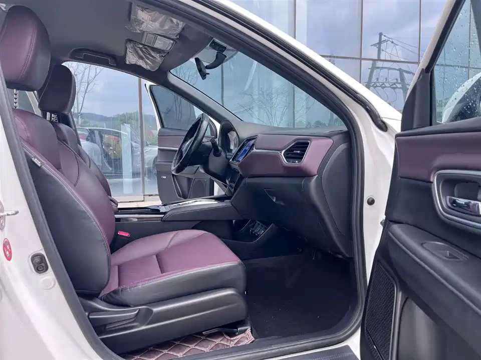 CIIMO Dongfeng Honda M-NV