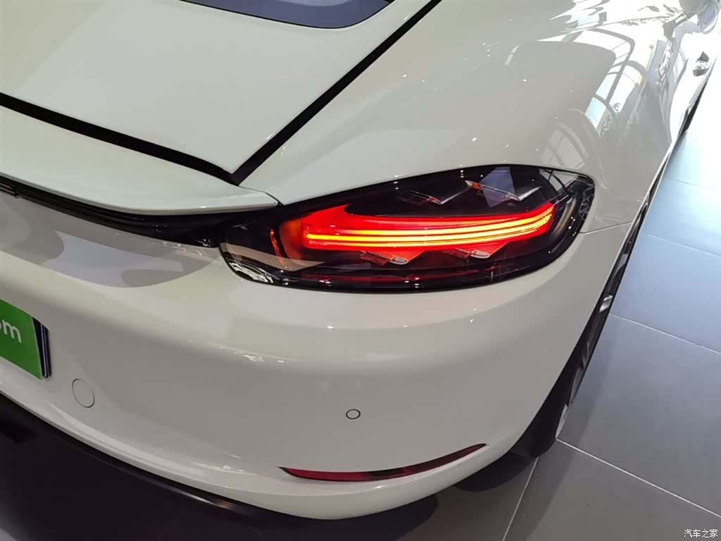 Porsche Cayman, 2019 8