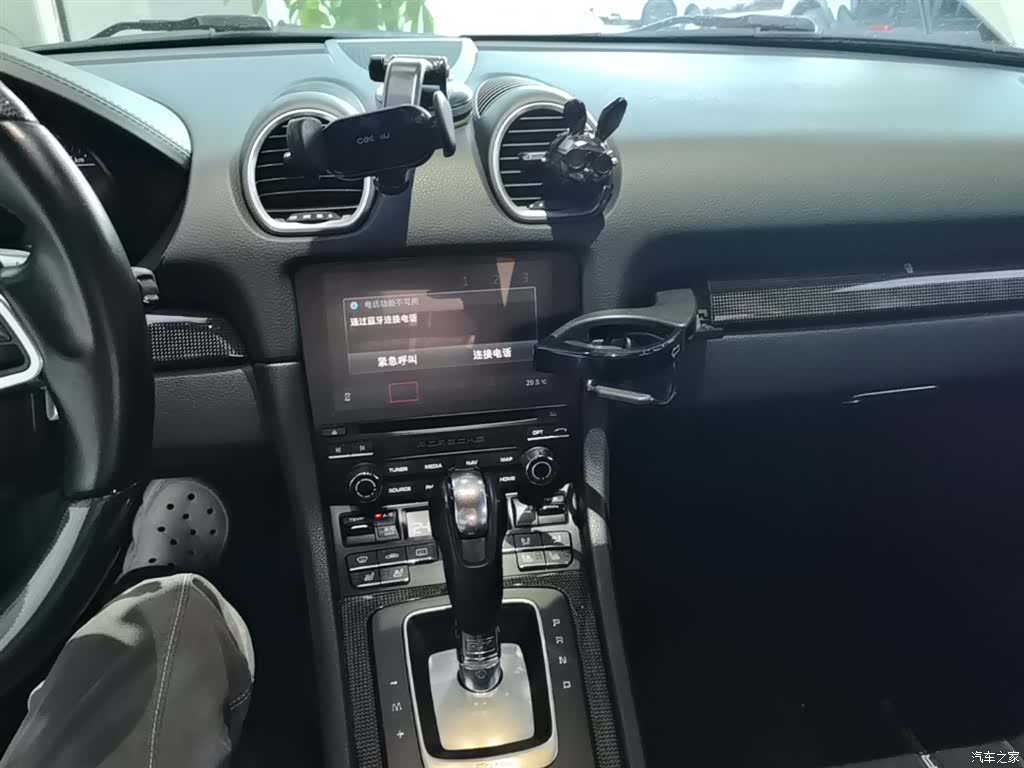 Porsche Cayman, 2019 13