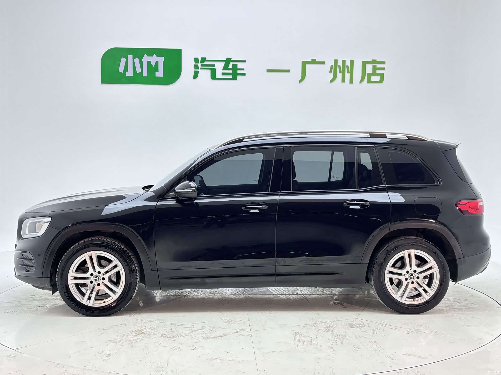 Mercedes-Benz GLB, 2021 12