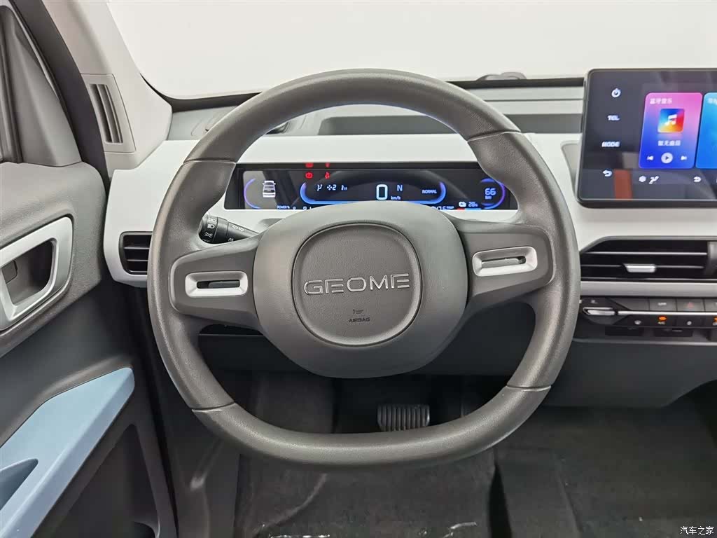 Geely Panda, 2023 11