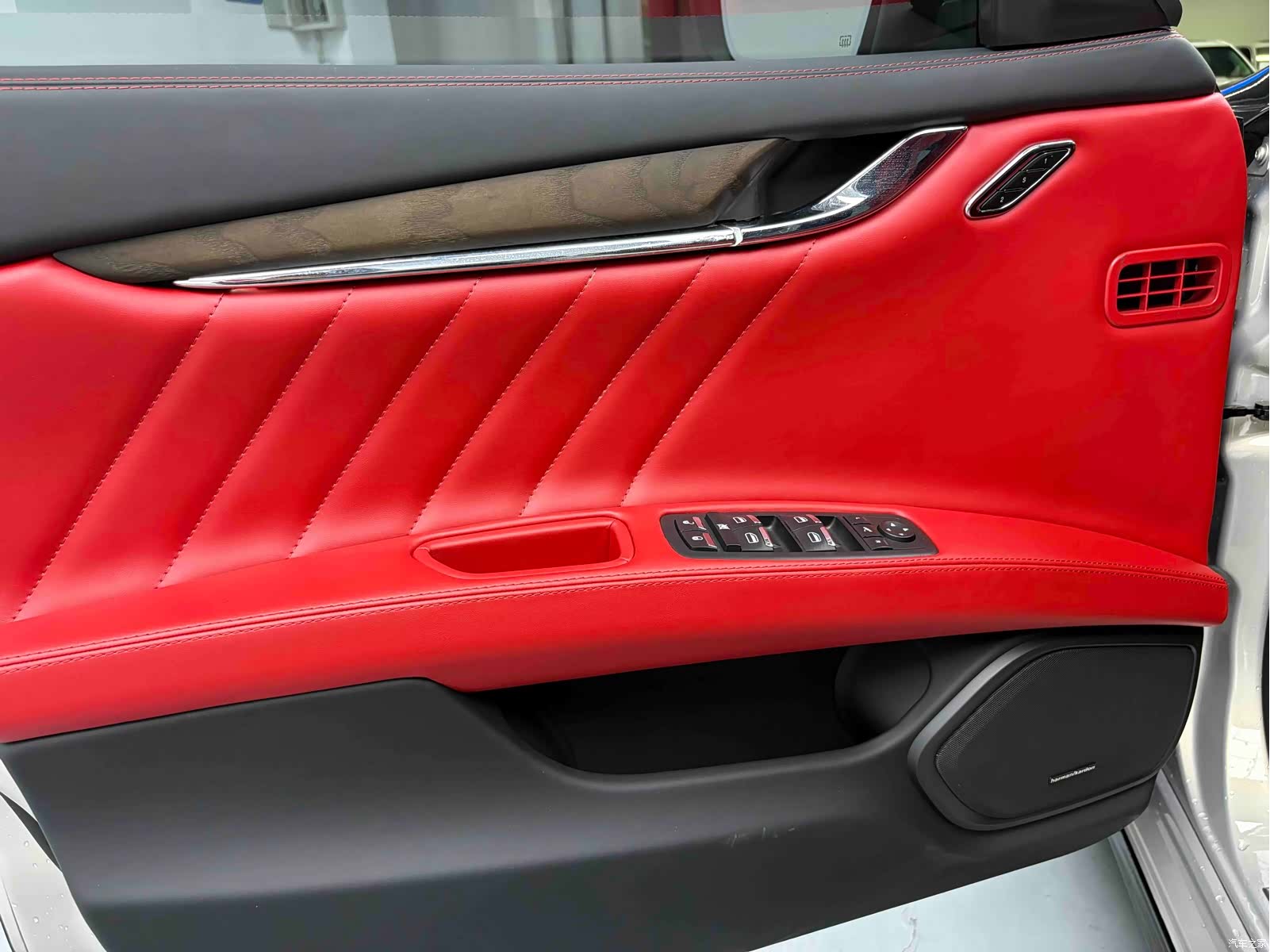 Maserati Q4, 2019 6