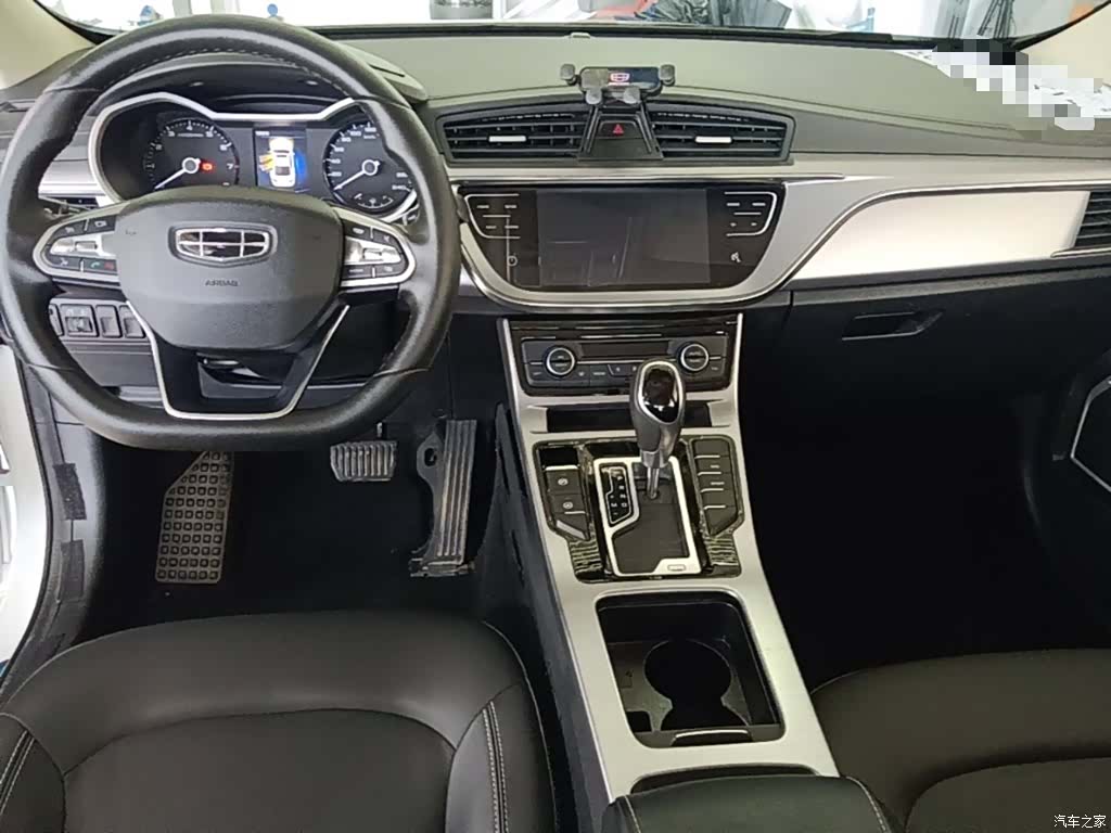 Geely Emgrand, 2019 10
