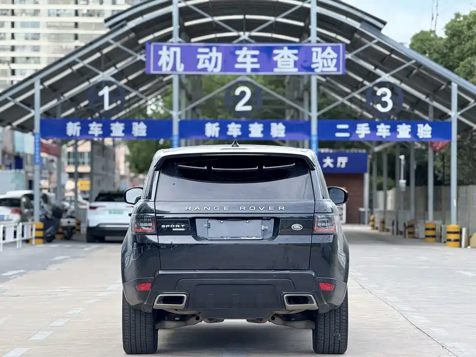 Land Rover Range Rover Sport