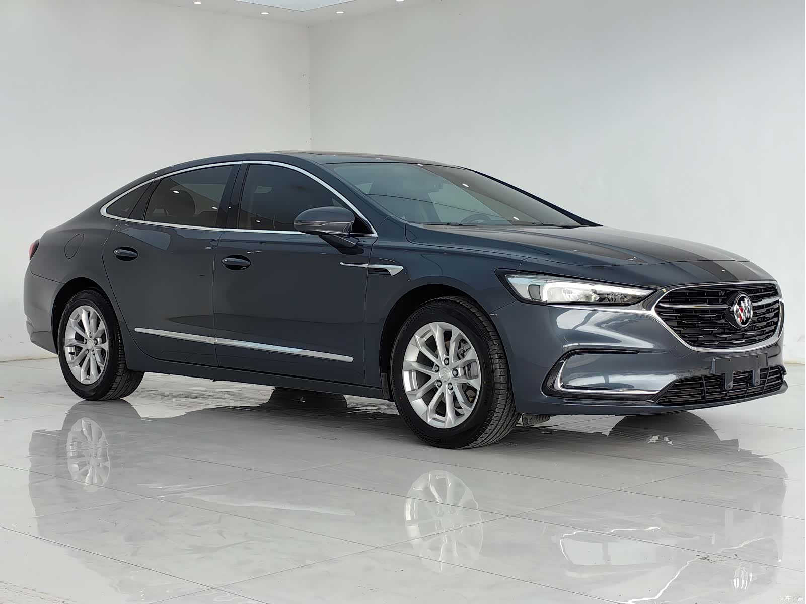 Buick LaCrosse, 2020 3