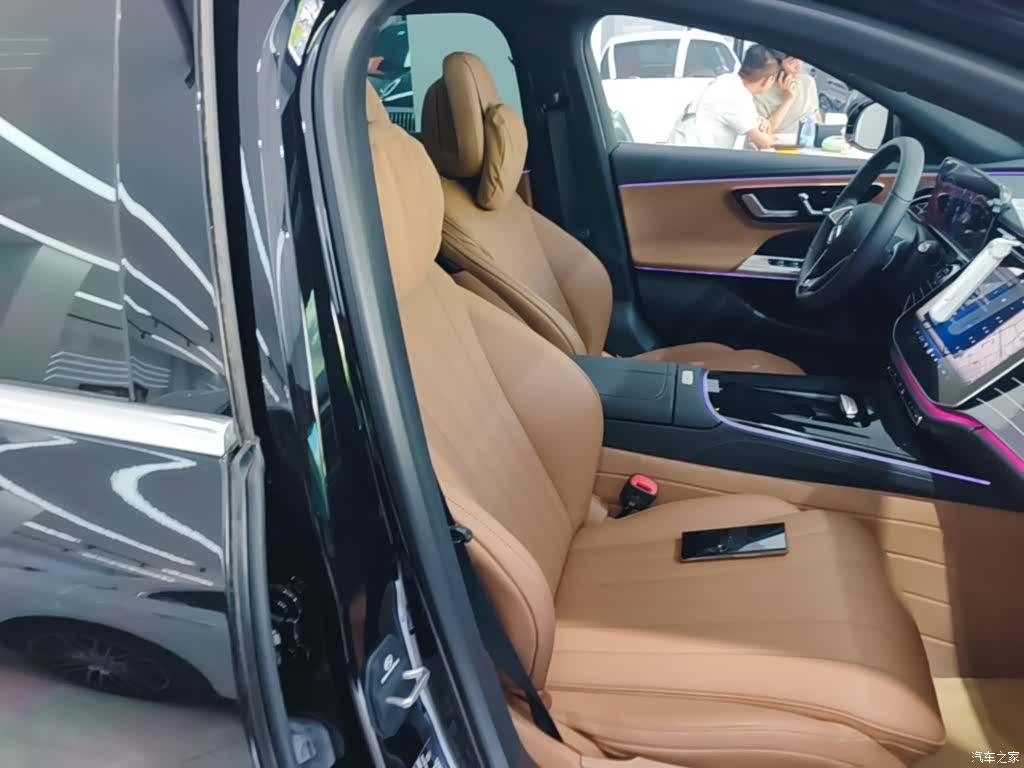 Mercedes-Benz E-Class, 2024 25