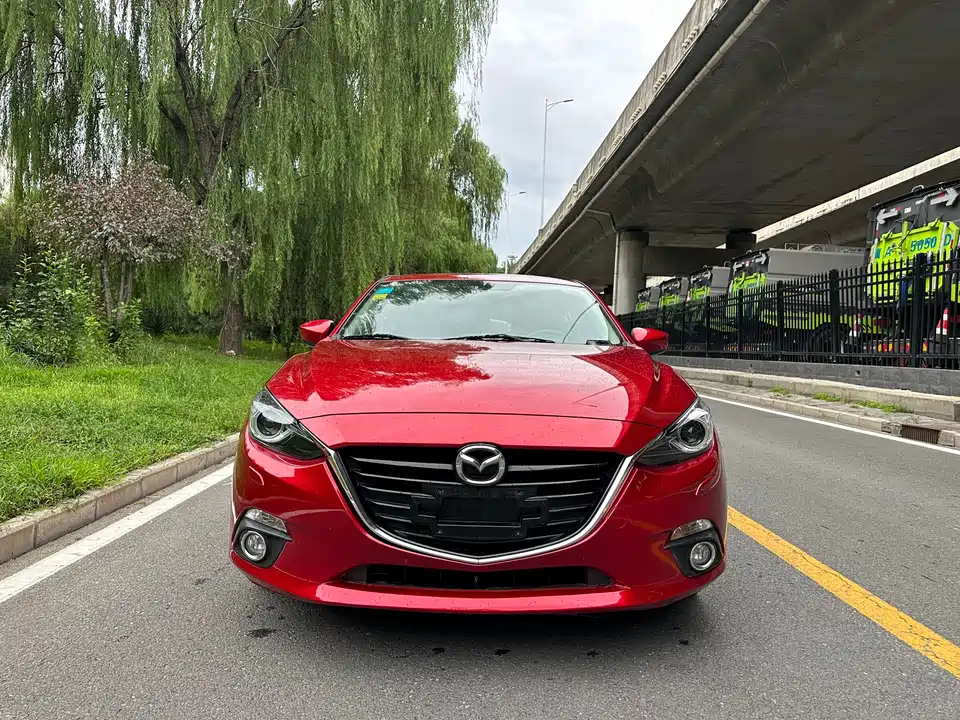 Mazda 3 Angkesaila
