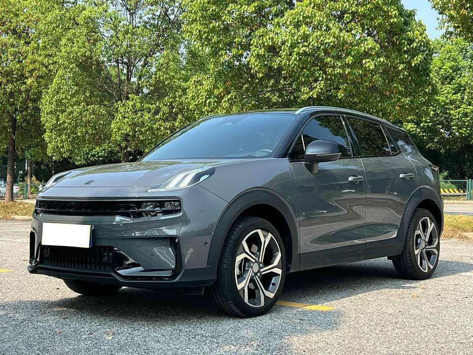 Lynk & Co 06 Lynk & Co 06