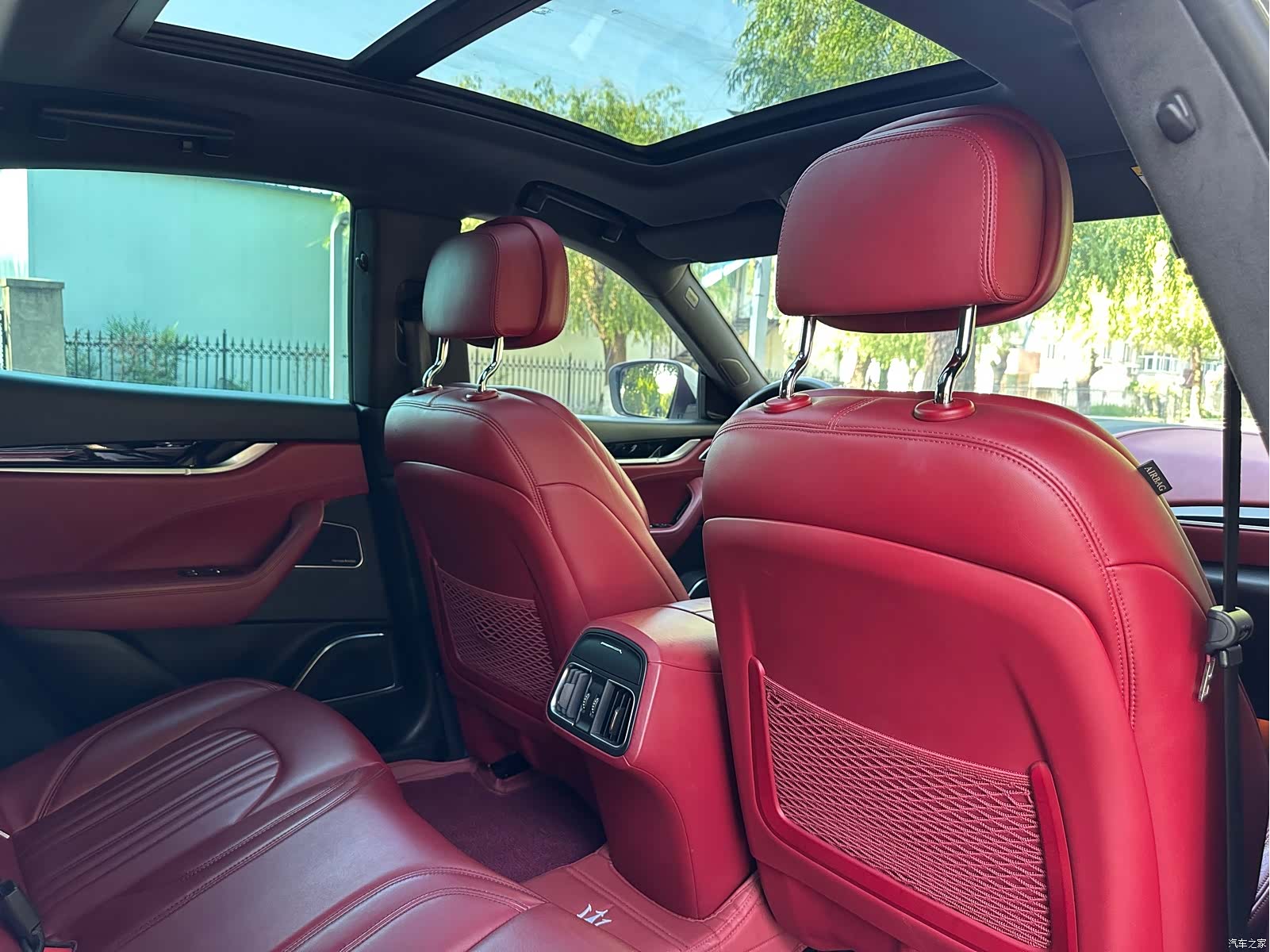 Maserati Levante, 2017 25