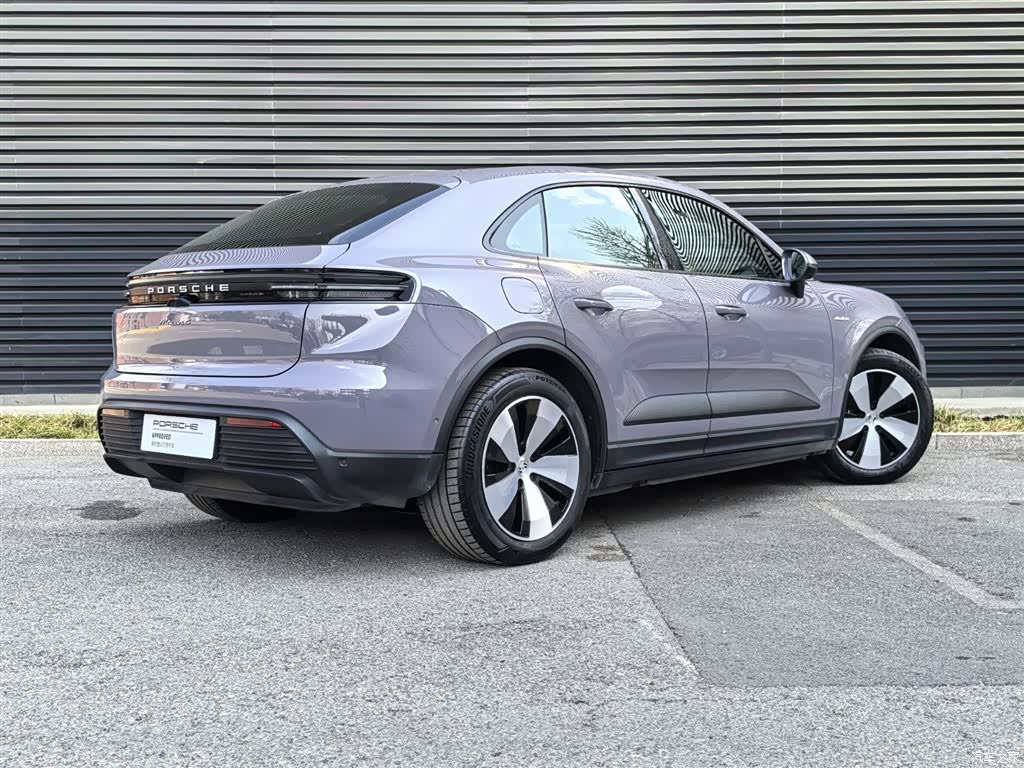 Porsche Macan, 2025 все фото