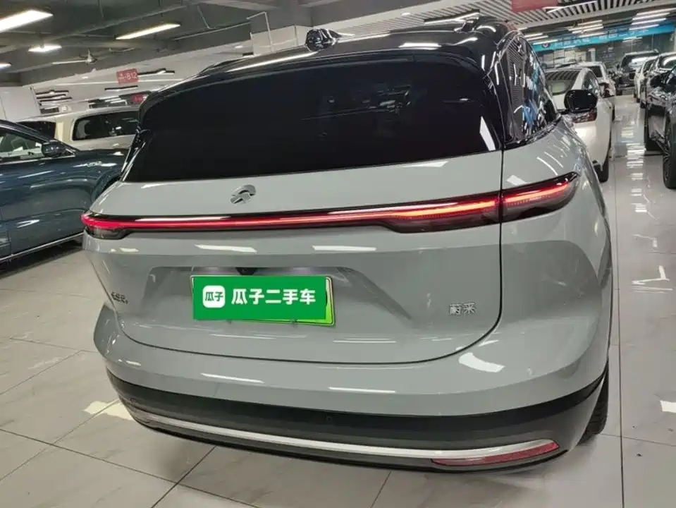 NIO ES6