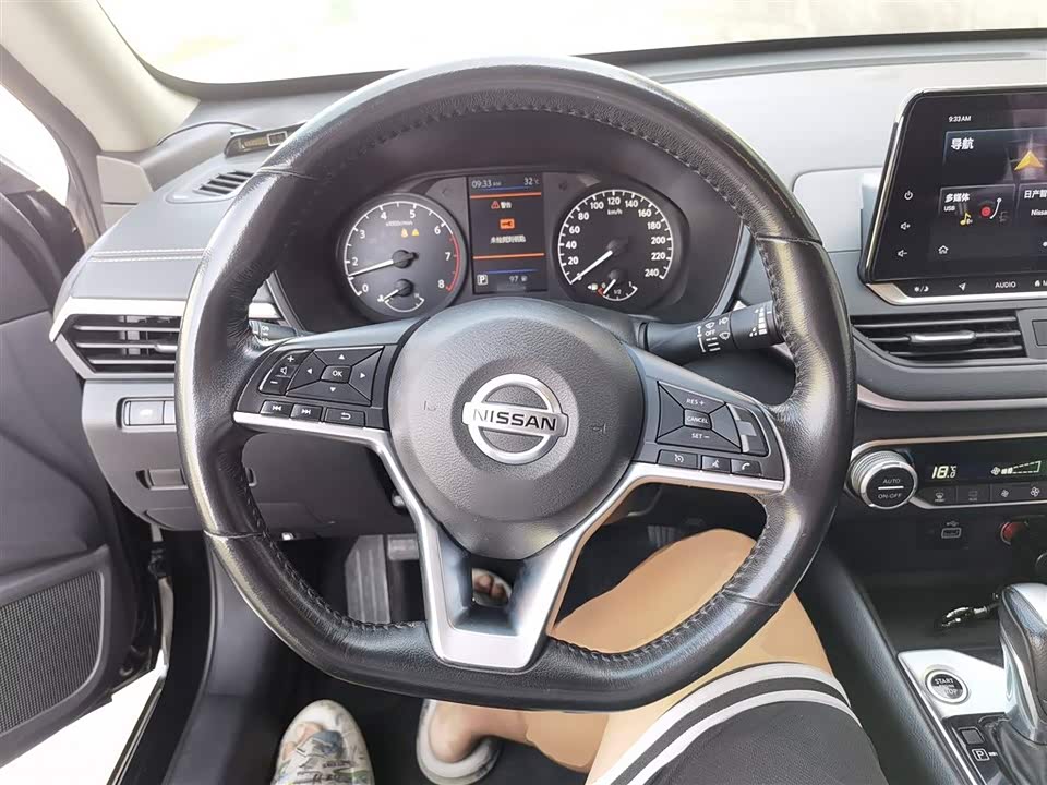 Nissan Teana