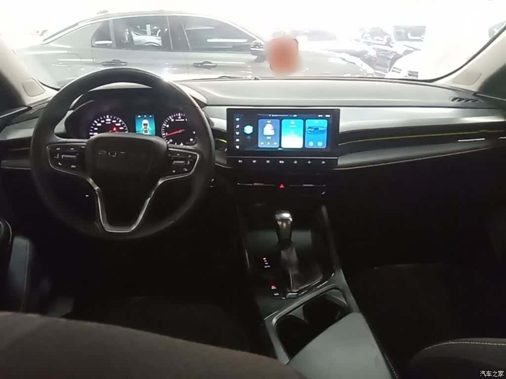 Roewe i5, 2023 10