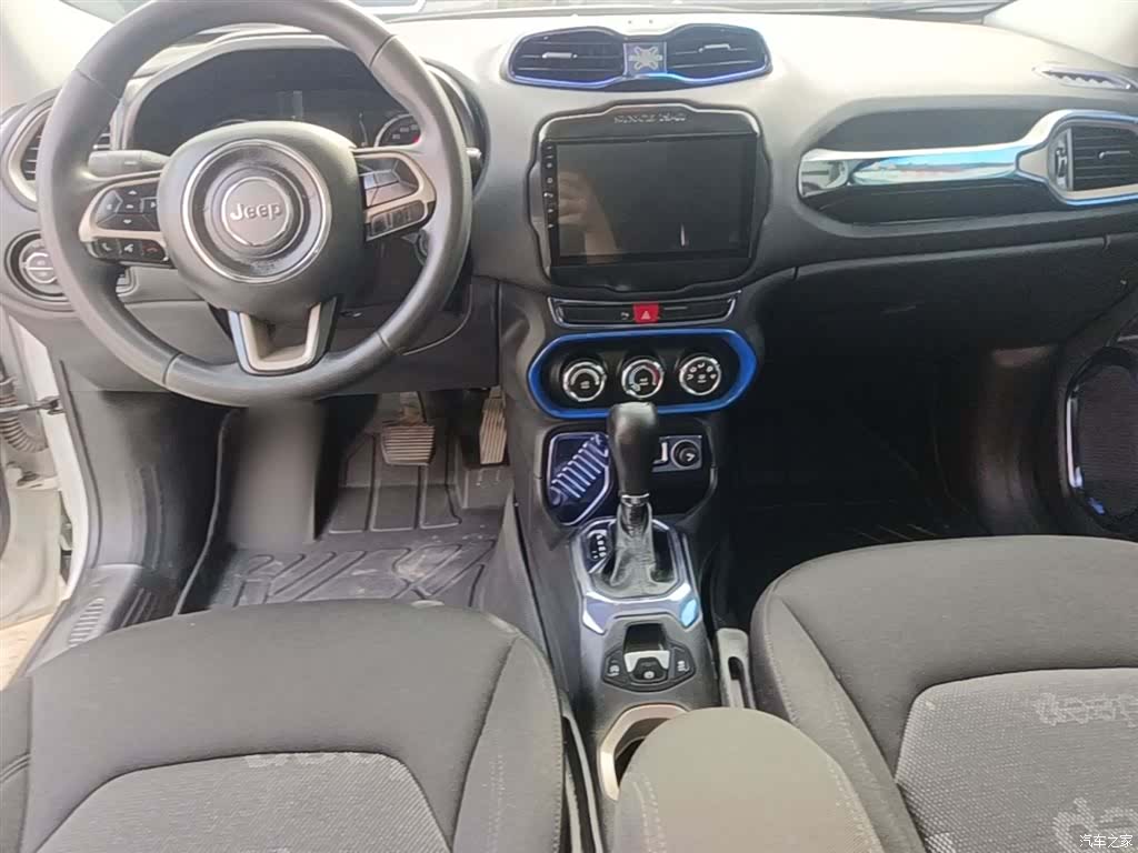 Jeep Renegade, 2017 10