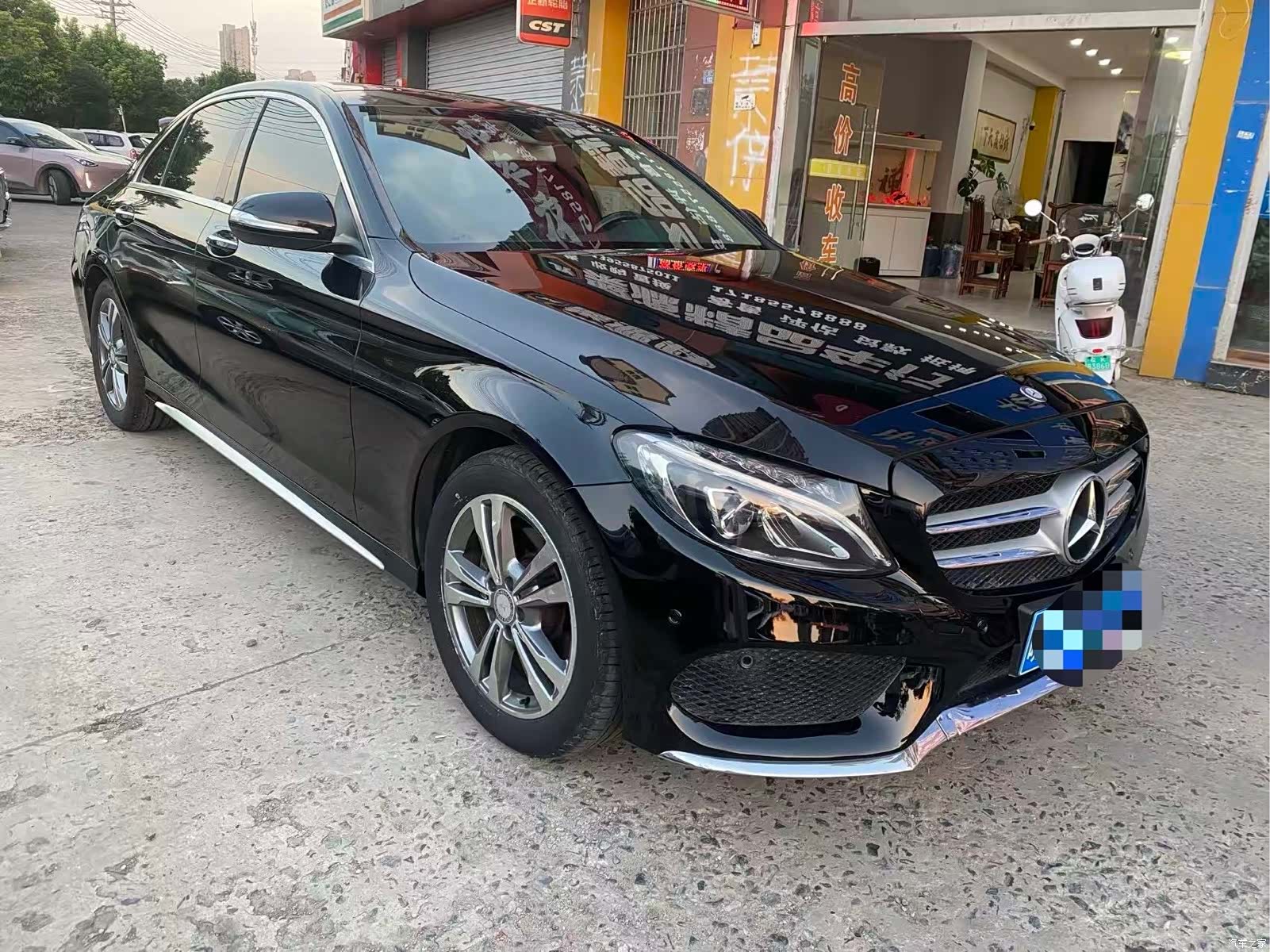 Mercedes-Benz C-Class
