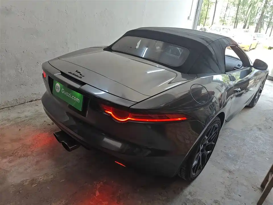 Jaguar F-TYPE
