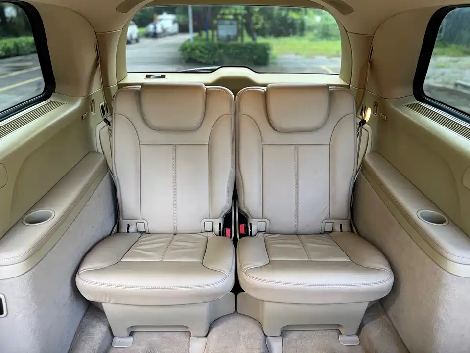 Mercedes-Benz GL grade