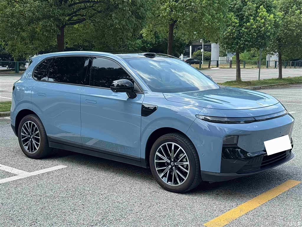 Leapmotor B10, 2025 10