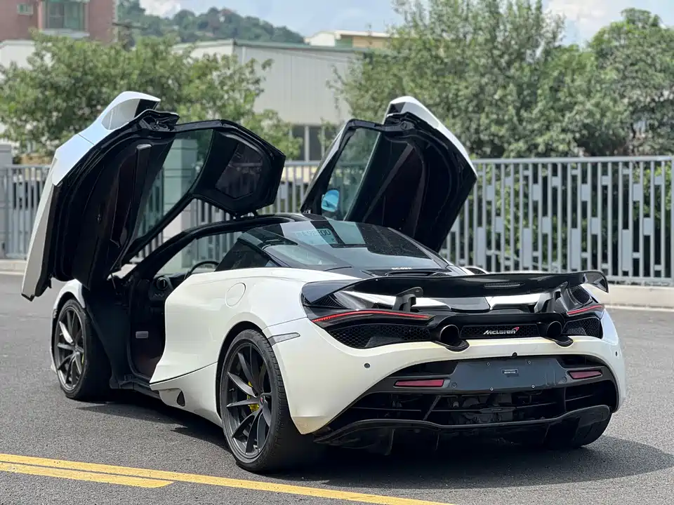 McLaren 720S