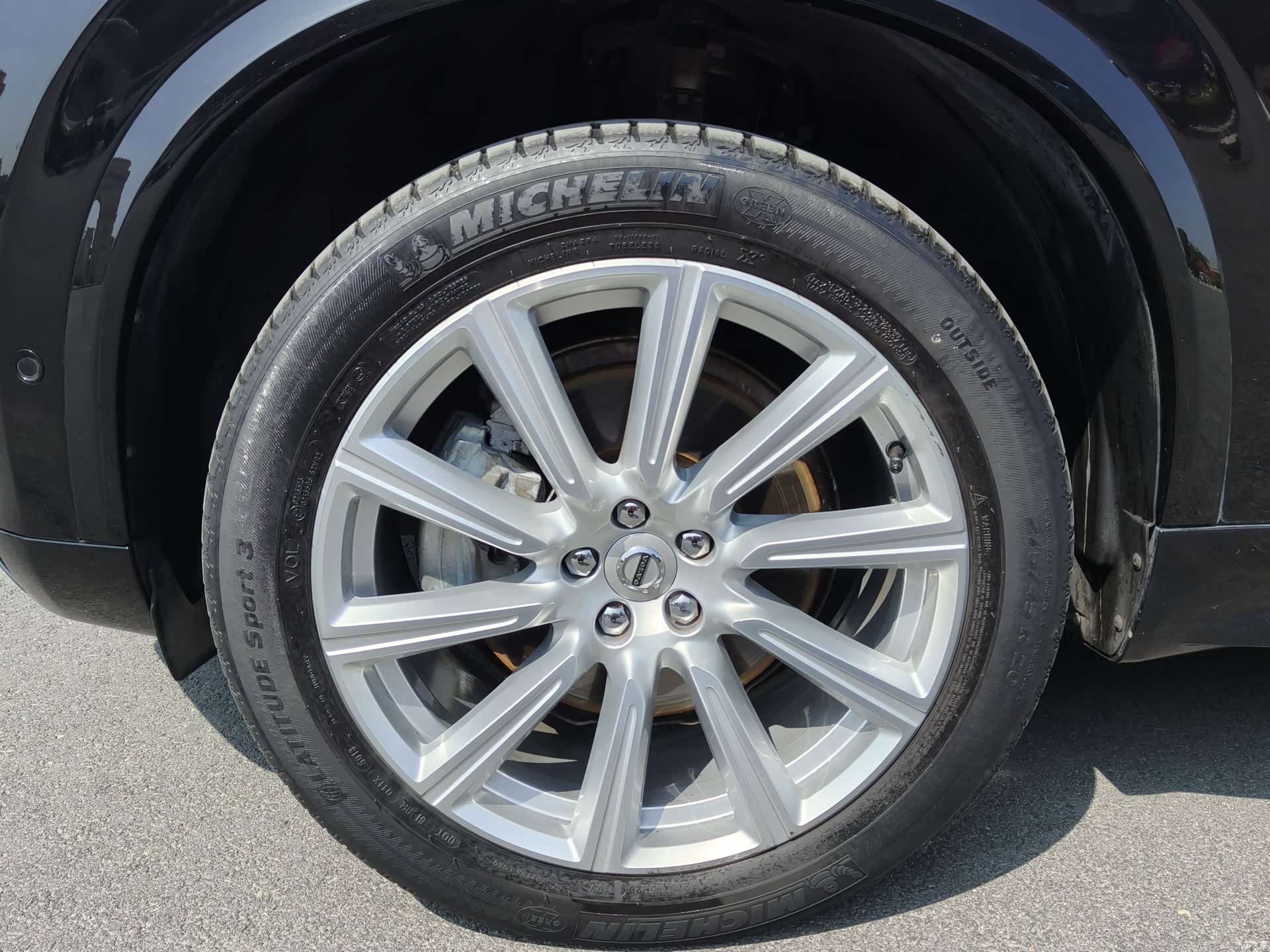 Volvo XC90, 2019 18