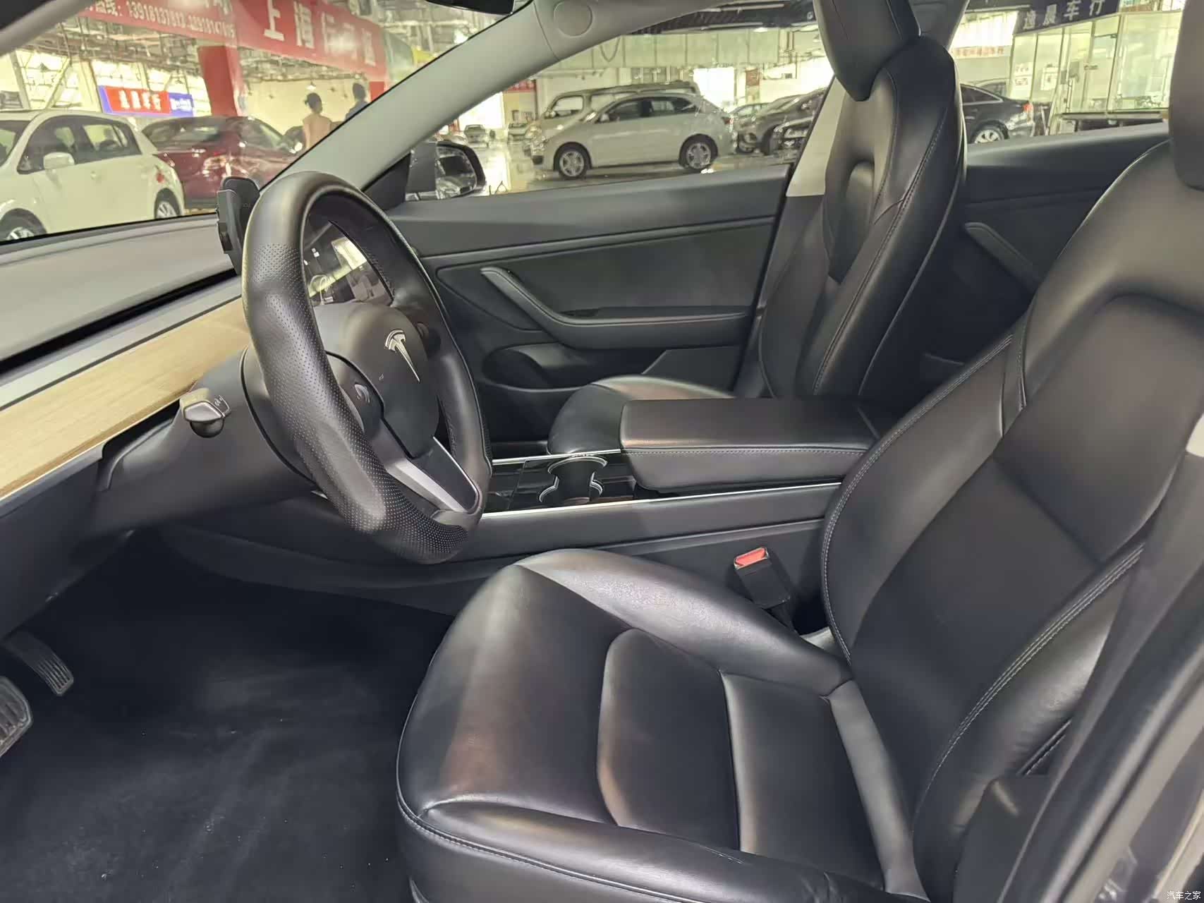 Tesla Model 3, 2020 6