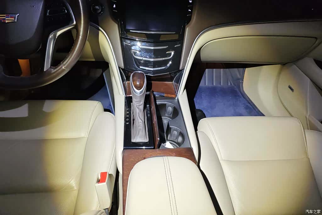 Cadillac XTS, 2016 16