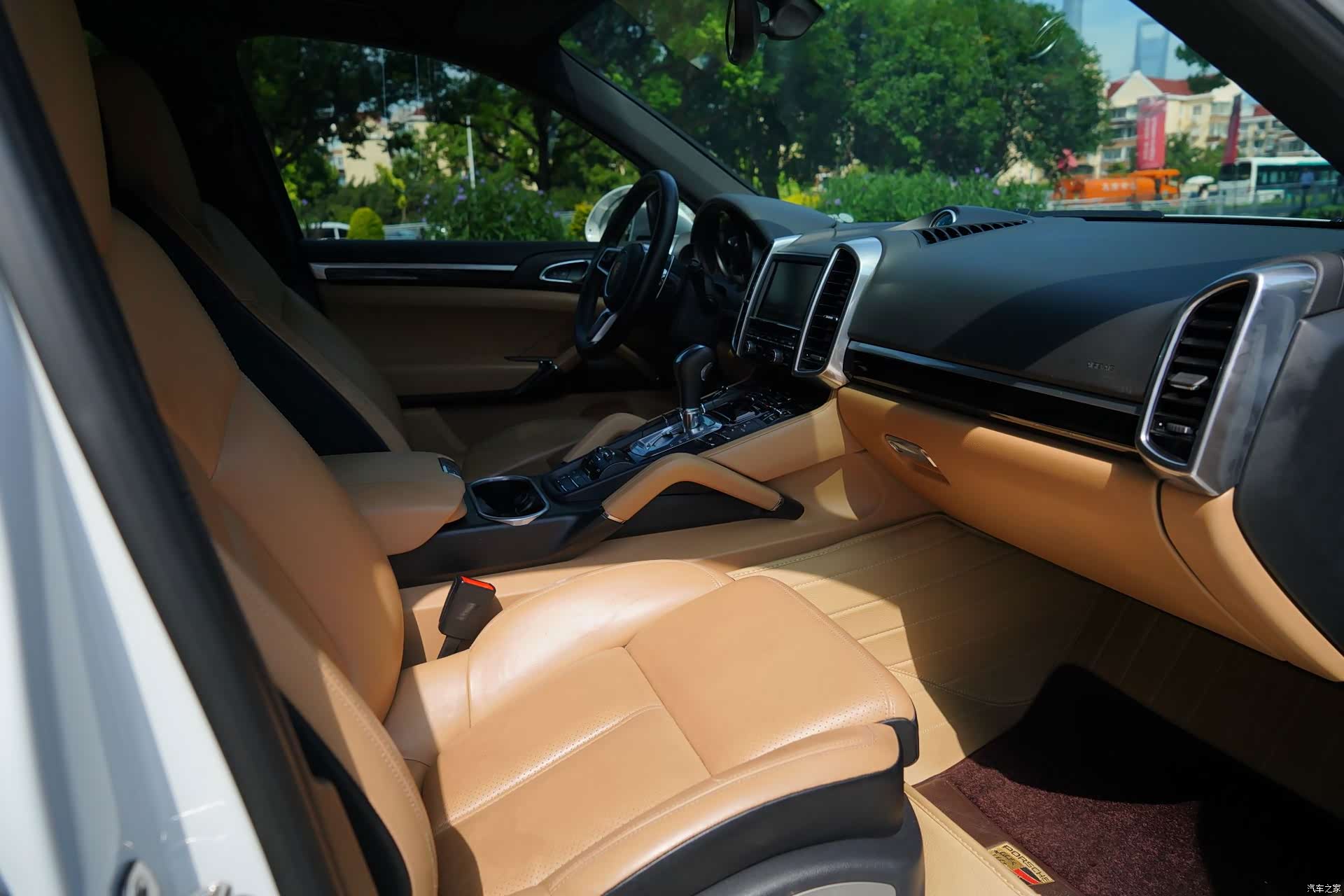 Porsche Cayenne, 2015 7