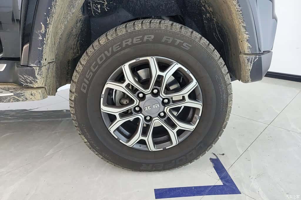 BAIC BJ40, 2025 6