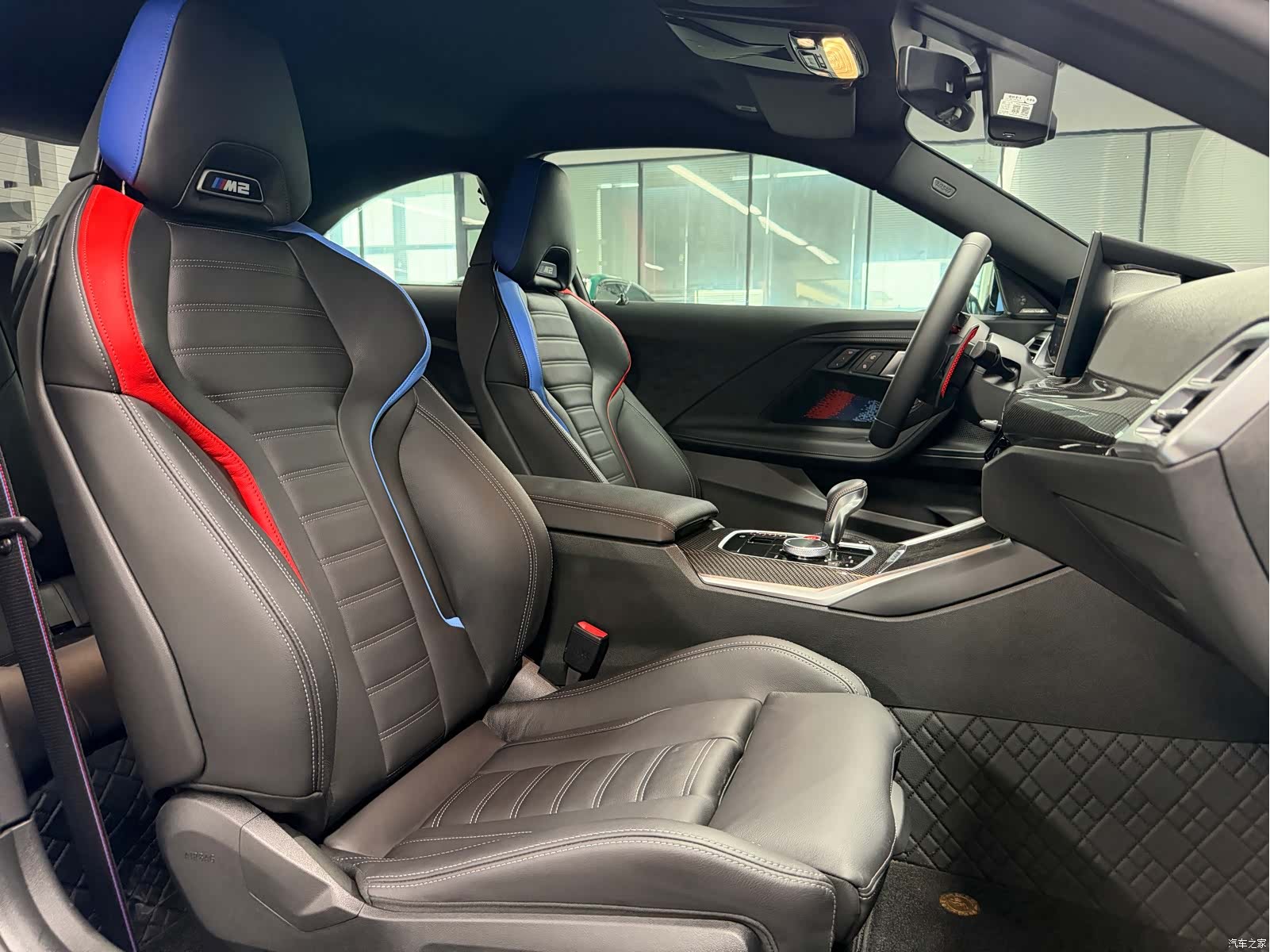 BMW M2, 2025 11