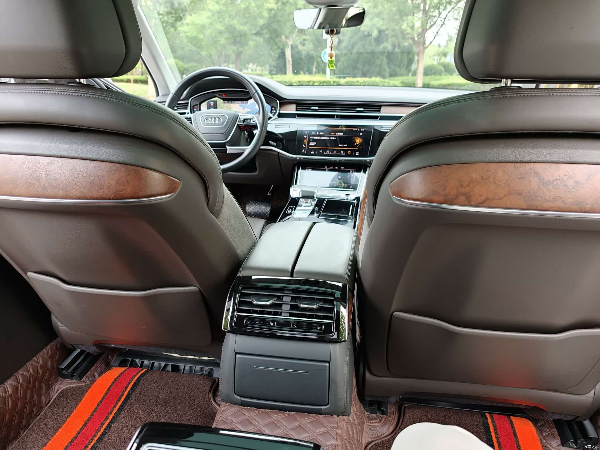 Audi A8L, 2020 13