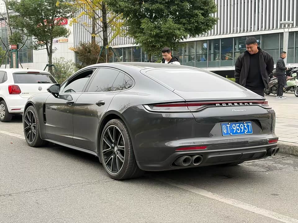 Porsche Panamera