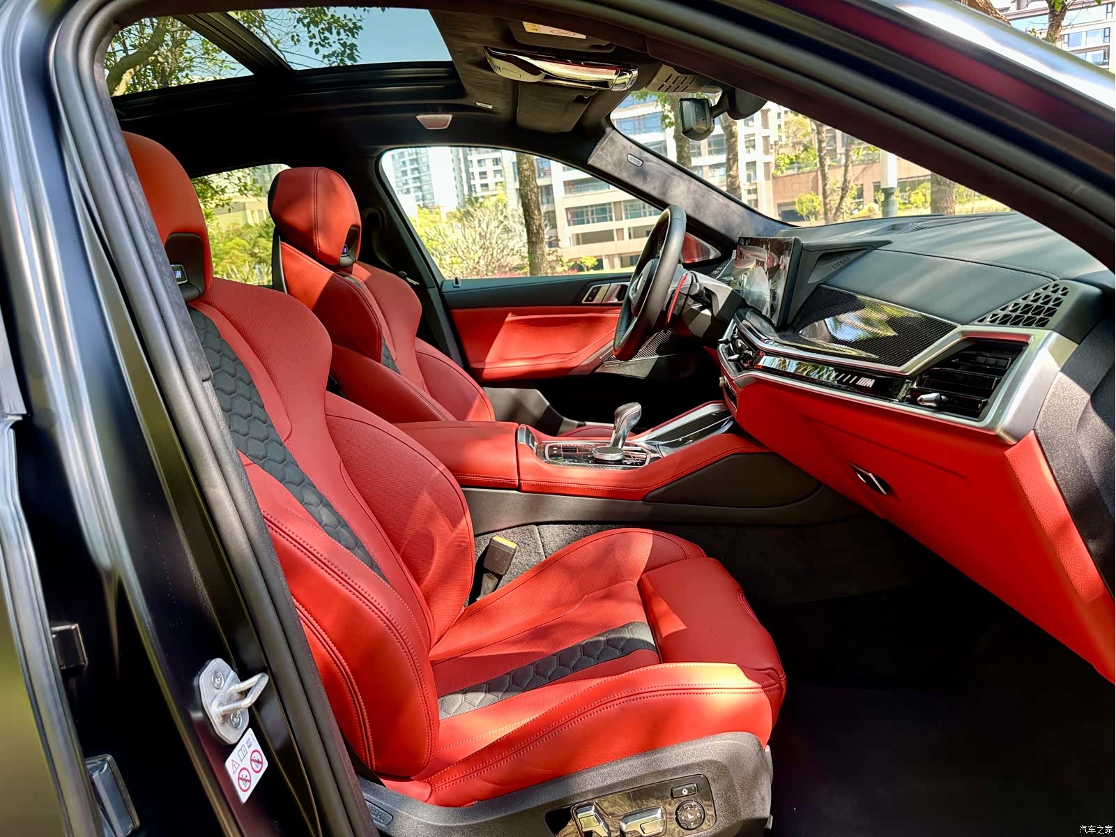 BMW X6, 2025 16