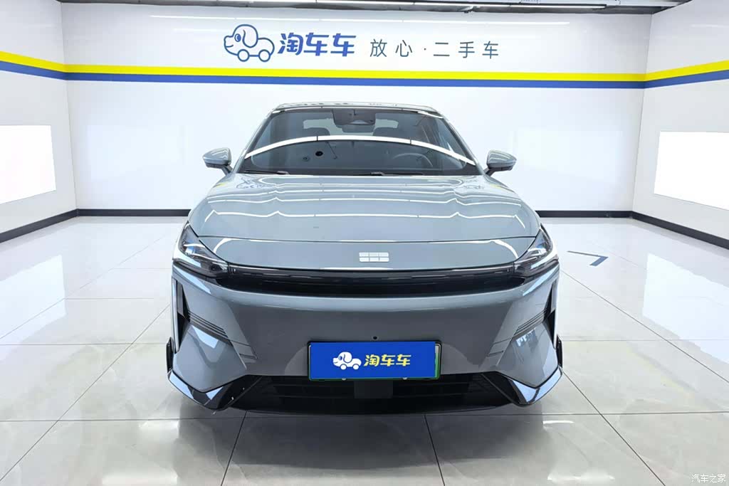 Geely Galaxy L6, 2024 2