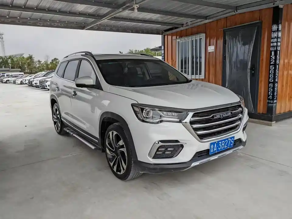 Jetour X90