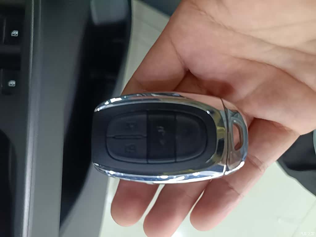 Maxus G50, 2023 9