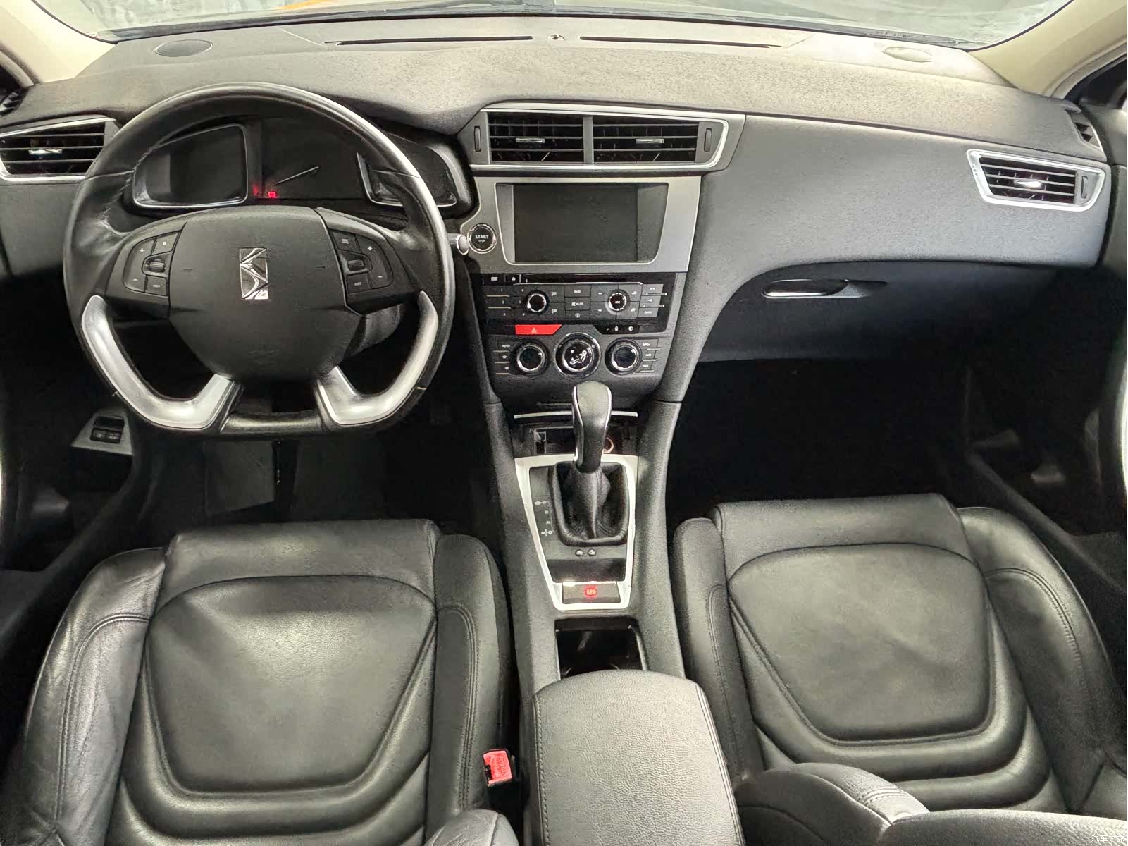 DS THP160, 2015 9