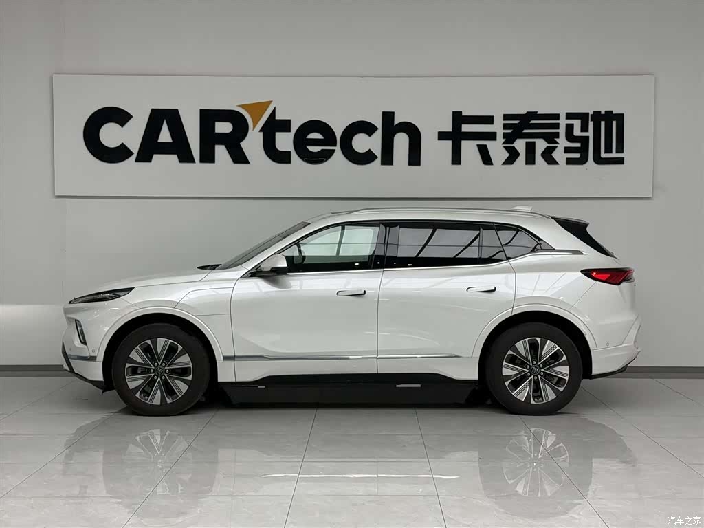 Buick E5, 2025 4