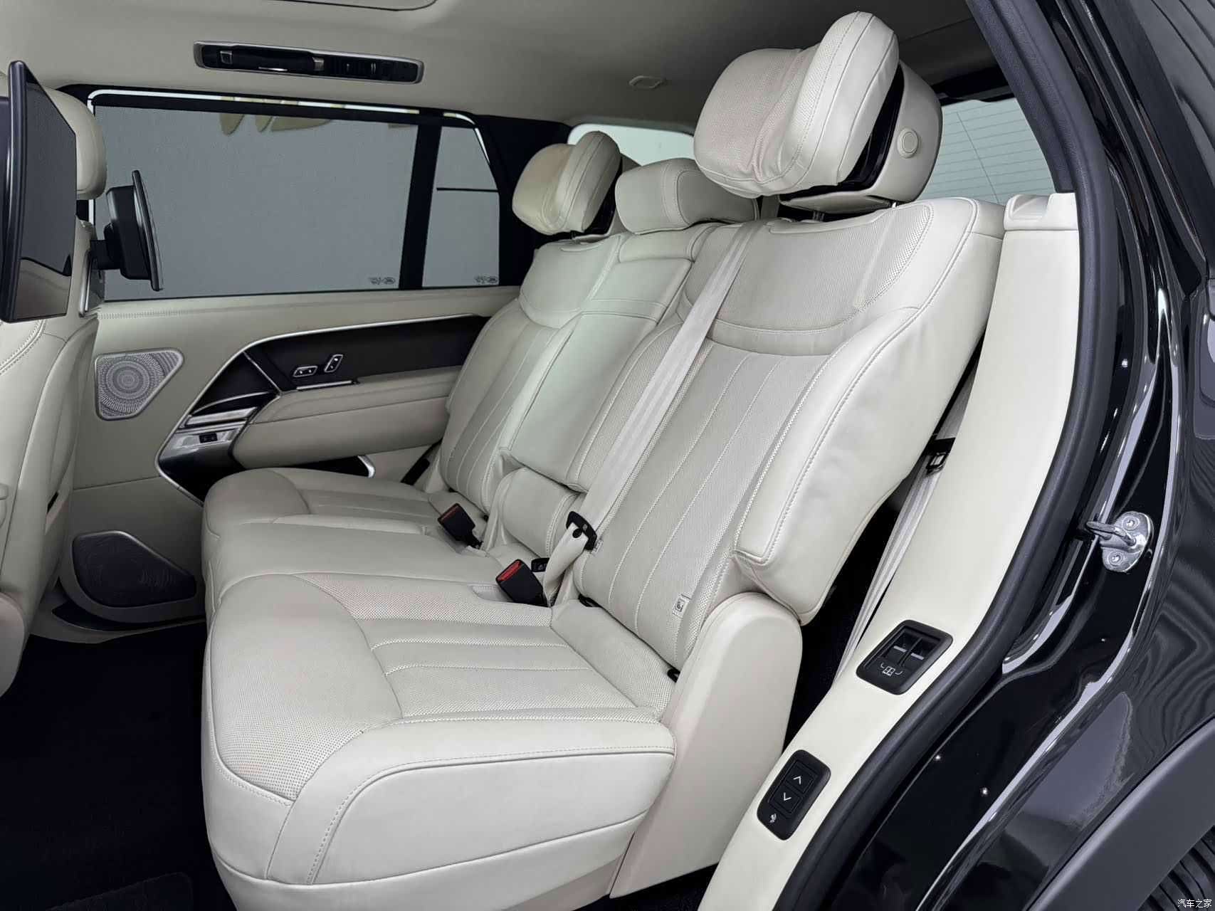 Land Rover Range Rover, 2023 18