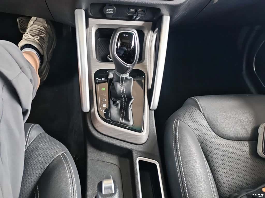 Geely X3, 2018 10