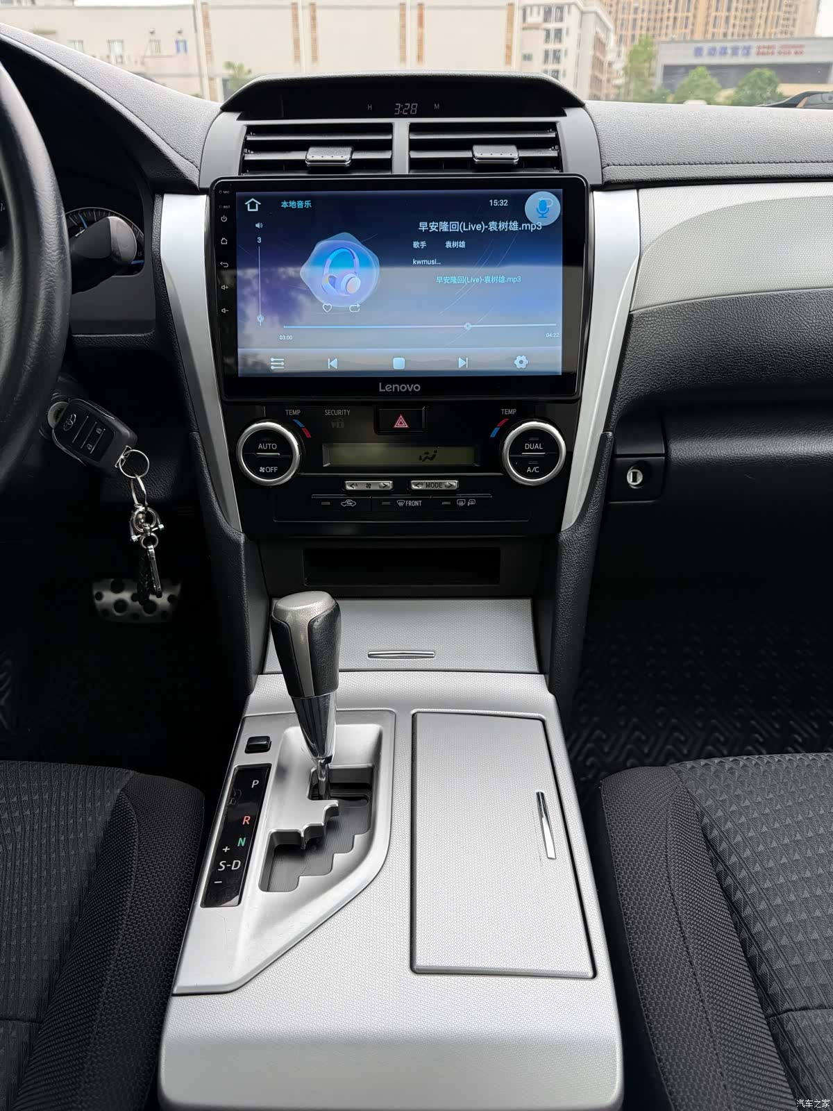 Toyota Camry, 2014 7