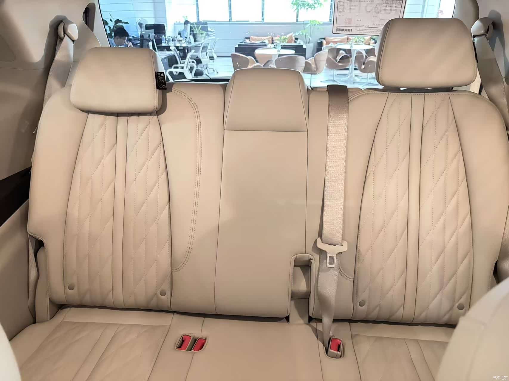Buick GL8, 2022 12