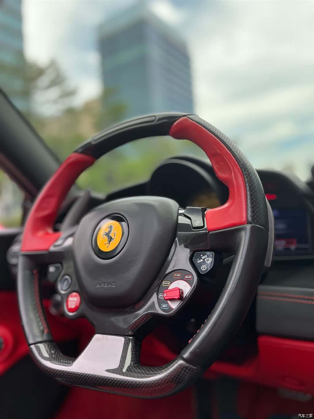 Ferrari 488, 2018 13